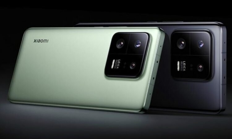 Xiaomi 15 Pro: The Powerhouse with 5X Periscope Camera and Massive 6,100mAh Battery