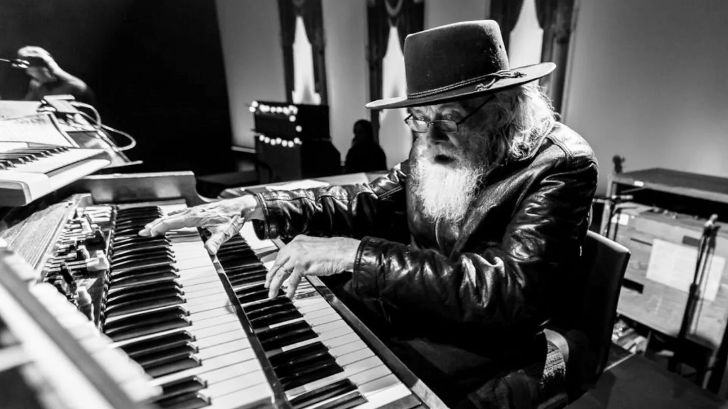 Garth Hudson, Visionary of The Band, Passes Away at 87: A Tribute to a Musical Genius